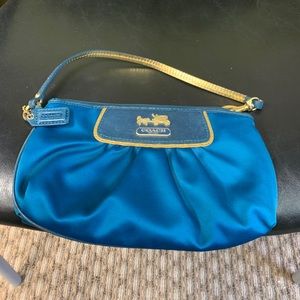 Coach purse good condition.